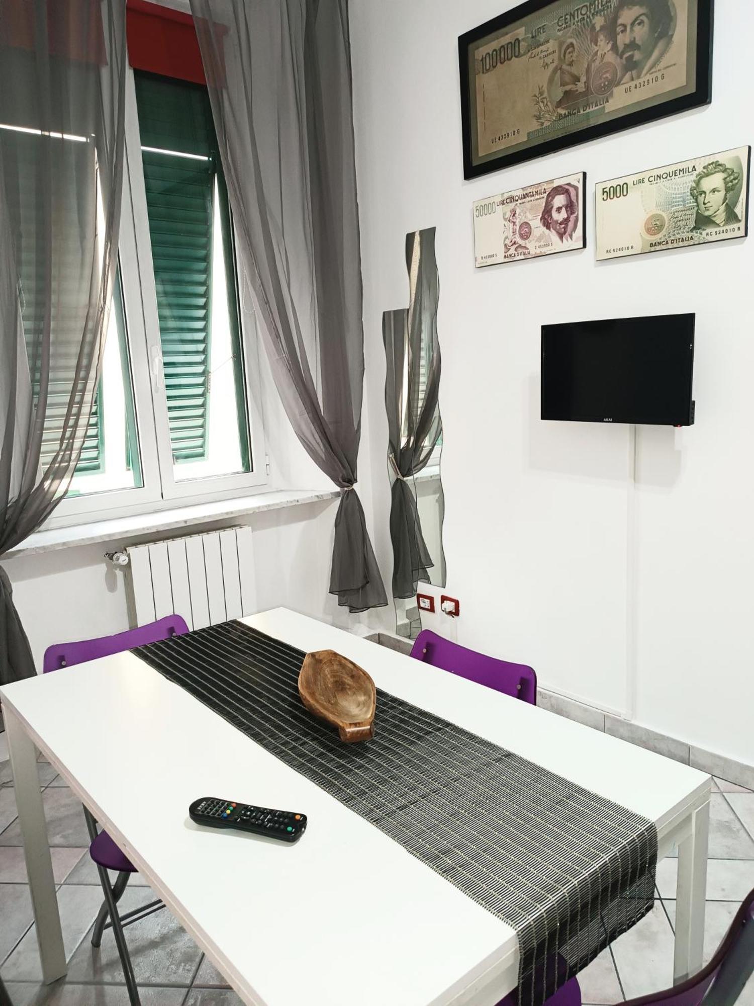 Casa Vacanze Completa Di Tutto E Anche Di Piu Livorno Eksteriør billede